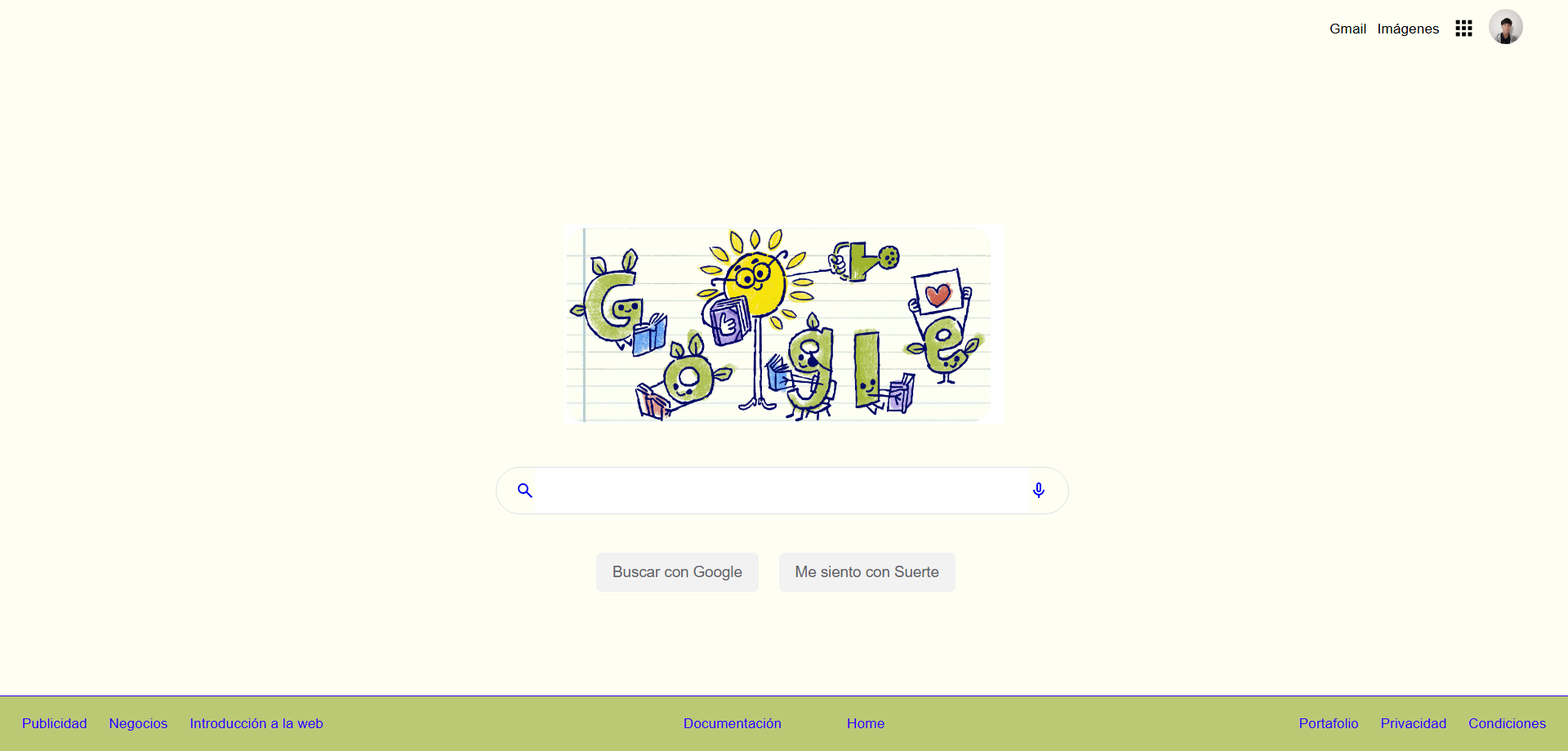 Interfaz del clon de Google desarrollada con HTML y CSS